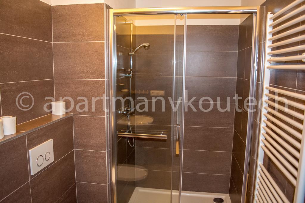 V Koutech Apartment *